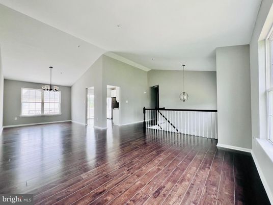 Chandelier, Empty room, Interior, Pendant Lights, Wood Texture Flooring