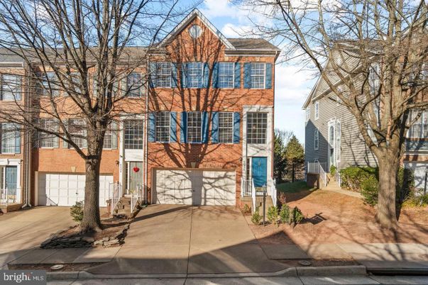Attached, Exterior, Facade, Brick Facade, Rowhouse