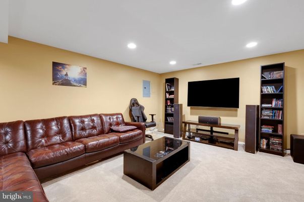 Fireplace, Interior, Living room, Recessed Lighting