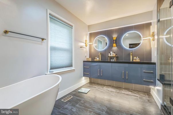 Bathroom, Dual Sink Vanities, Free Standing Baths, Interior, Marble