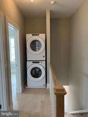 Interior, Utility Closets, Washer, Wood Texture Flooring