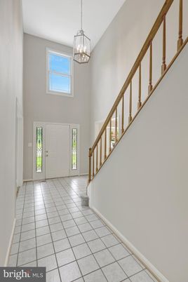 Chandelier, Interior, Pendant Lights