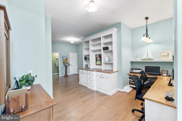 Home Office, Interior, Pendant Lights, Wood Texture Flooring