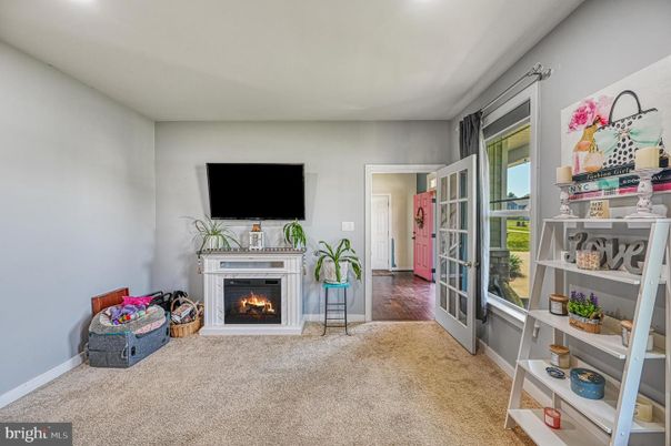 Fireplace, Interior, Recessed Lighting