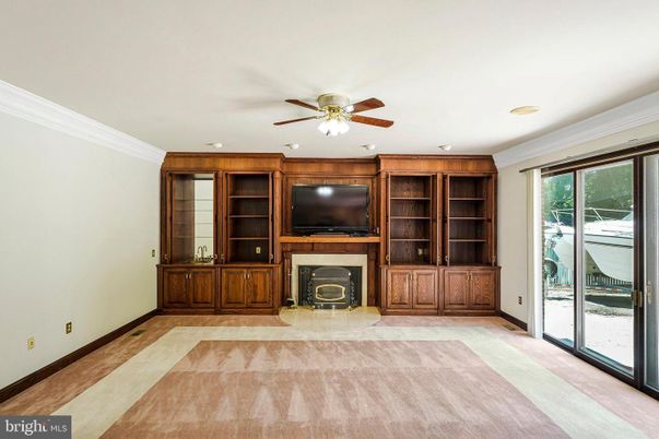 Empty room, Fireplace, Interior, Recessed Lighting