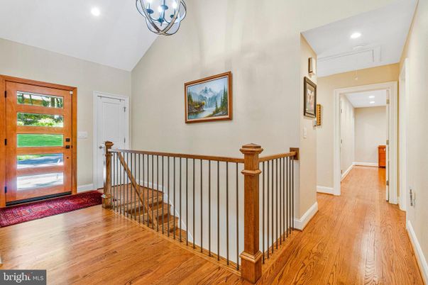 Interior, Pendant Lights, Recessed Lighting, Wood Texture Flooring