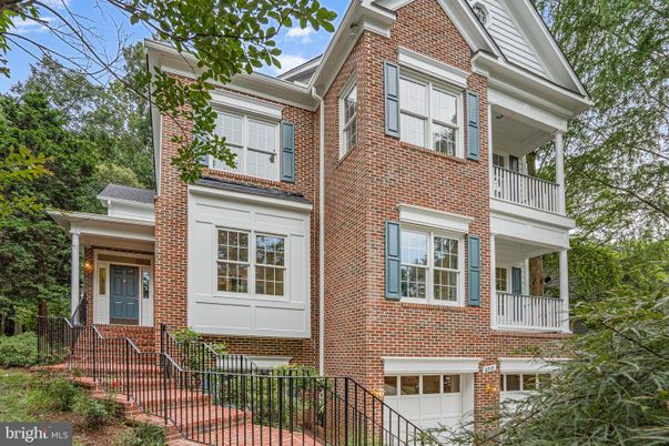 Attached, Exterior, Facade, Brick Facade, Rowhouse
