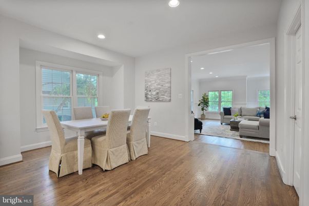 Dining room, Interior, Living room, Recessed Lighting, Wood Texture Flooring