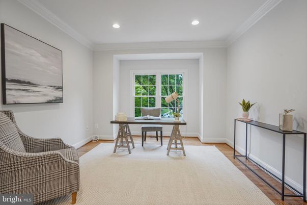 Home Office, Interior, Recessed Lighting, Wood Texture Flooring
