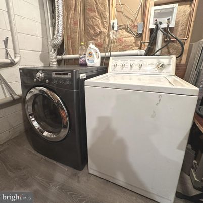 Interior, Washer