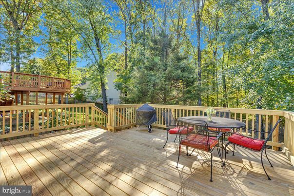 Exterior, Wood Texture Flooring