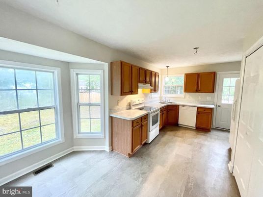 Interior, Kitchen, Pendant Lights