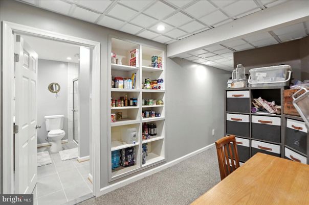 Bathroom, Interior, Recessed Lighting