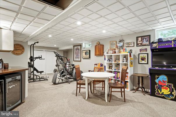 Dining room, Fitness Equipment, Interior, Recessed Lighting