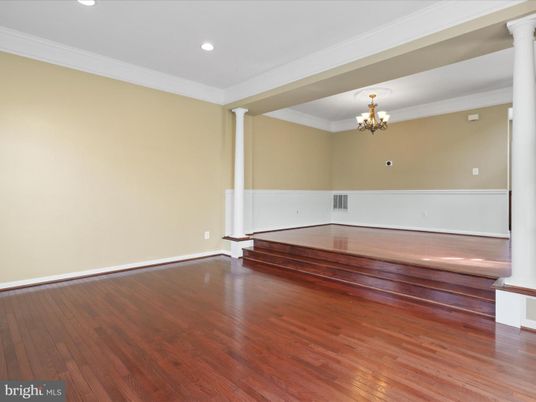 Chandelier, Empty room, Interior, Recessed Lighting, Wood Texture Flooring