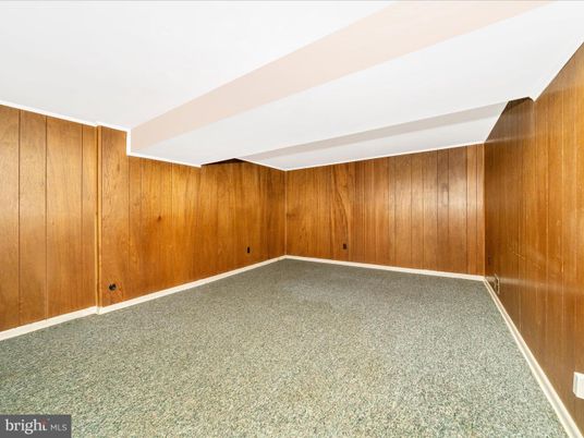 Empty room, Interior, Wooden Walls