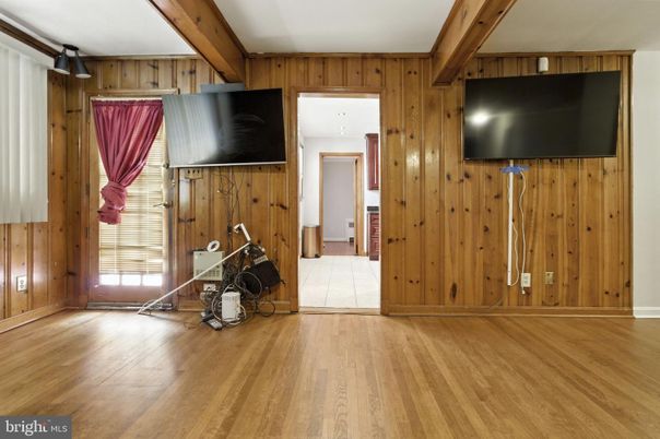 Empty room, Interior, Wooden Beams, Wood Texture Flooring, Wooden Walls