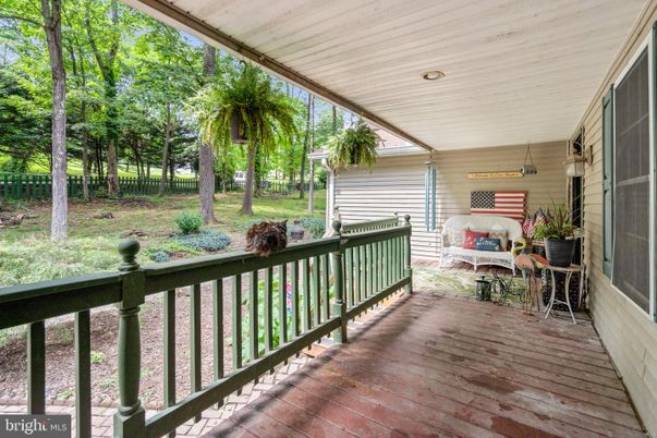 Exterior, Wood Texture Flooring