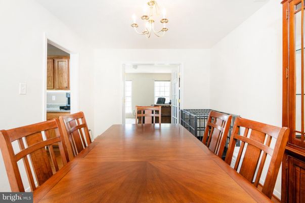 Chandelier, Dining room, Interior
