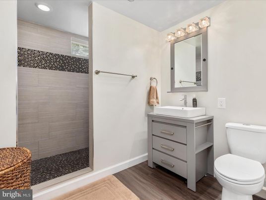 Bathroom, Interior, Recessed Lighting, Wood Texture Flooring