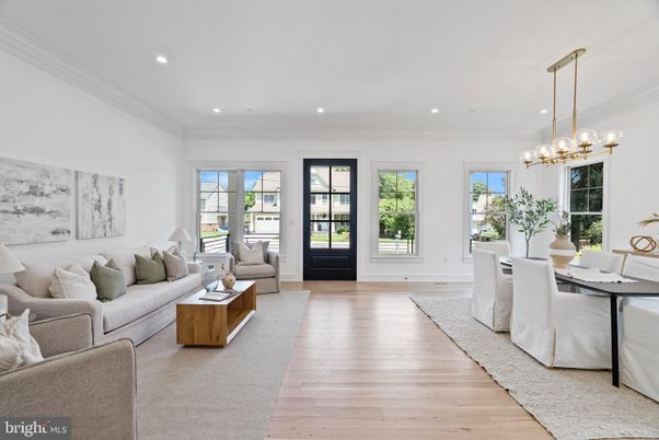 Dining room, Interior, Living room, Pendant Lights, Recessed Lighting, Wood Texture Flooring