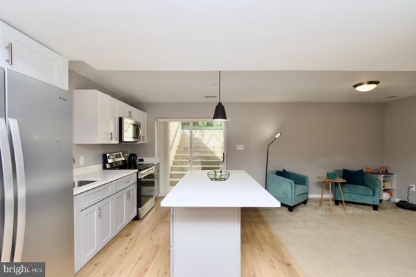 Interior, Kitchen, Living room, Pendant Lights, Stainless Steel Appliances, Wood Texture Flooring