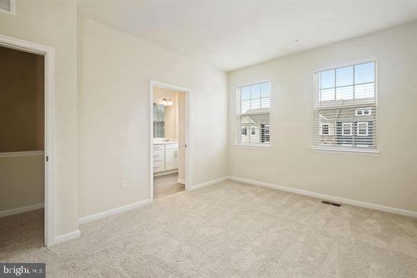 Bathroom, Empty room, Interior