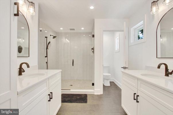 Bathroom, Dual Sink Vanities, Glass Shower, Interior, Recessed Lighting