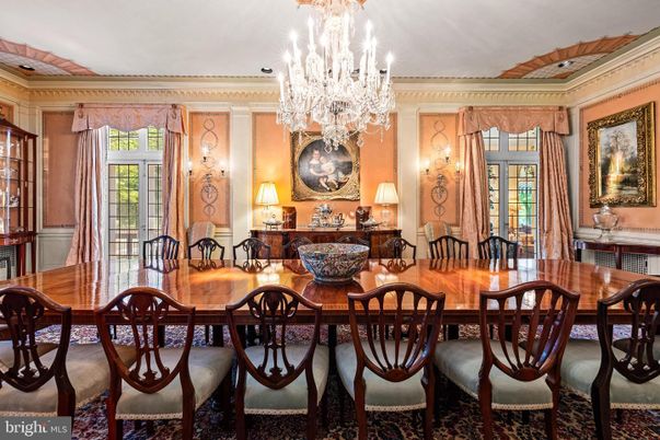 Chandelier, Dining room, Interior
