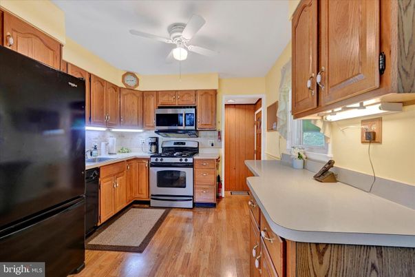 Interior, Kitchen, Wood Texture Flooring