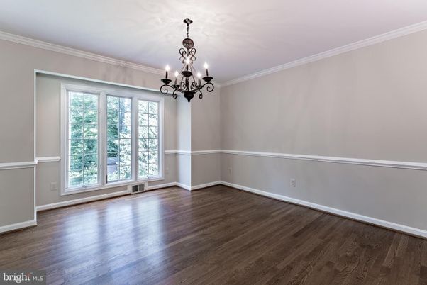 Chandelier, Empty room, Interior, Wood Texture Flooring