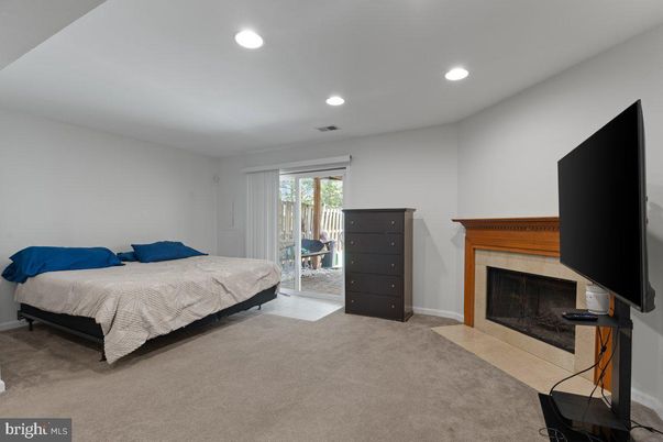 Bedroom, Fireplace, Interior, Recessed Lighting