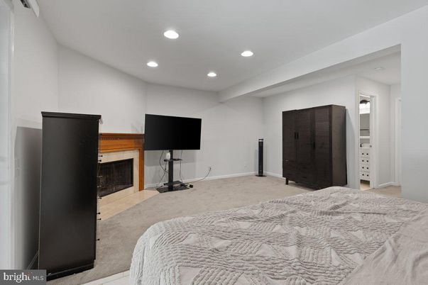 Bedroom, Fireplace, Interior, Recessed Lighting