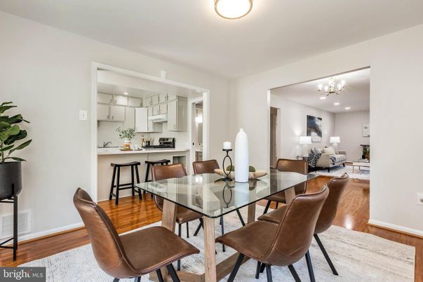 Dining room, Interior, Kitchen, Recessed Lighting, Wood Texture Flooring