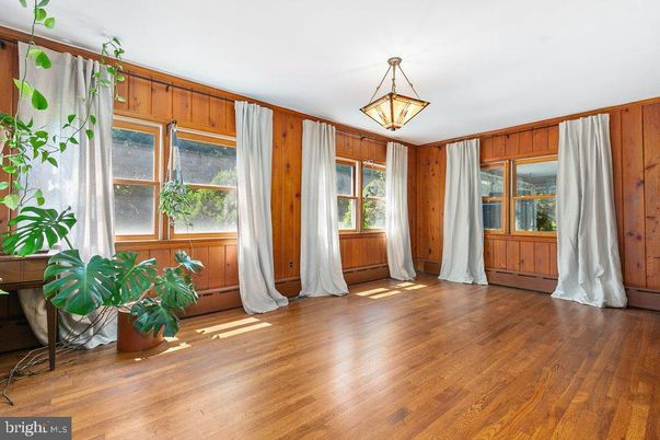 Empty room, Interior, Wood Texture Flooring, Wooden Walls