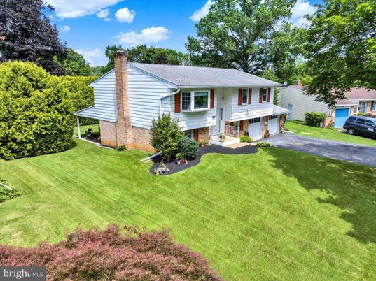 Attached, Backyard, Exterior, Facade, Raised Ranch