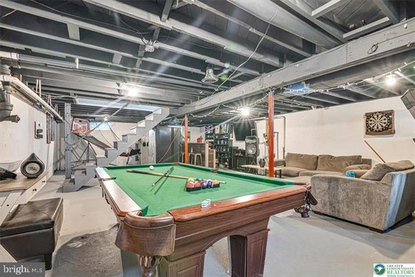 Billiard Table, Game Room, Interior