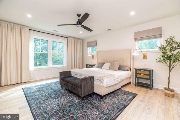 Bedroom, Interior, Recessed Lighting, Wood Texture Flooring