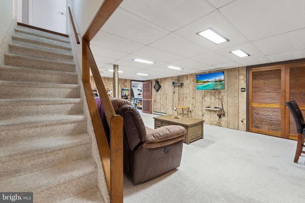 Interior, Recessed Lighting, Wooden Walls