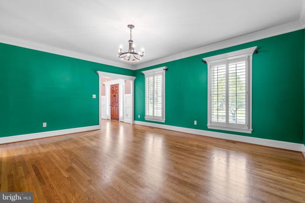 Chandelier, Empty room, Interior, Wood Texture Flooring