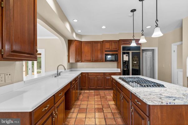Interior, Kitchen, Pendant Lights, Recessed Lighting