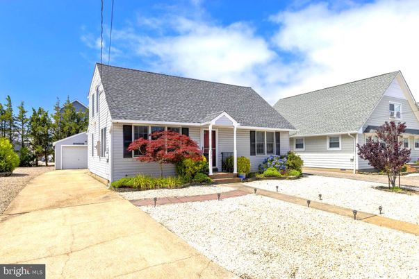 Detached Garage, Exterior, Facade, Cape Cod