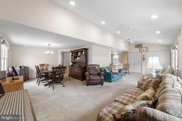 Chandelier, Dining room, Interior, Living room, Recessed Lighting