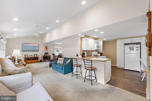 Interior, Kitchen, Living room, Recessed Lighting, Wood Texture Flooring