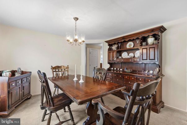 Chandelier, Dining room, Interior