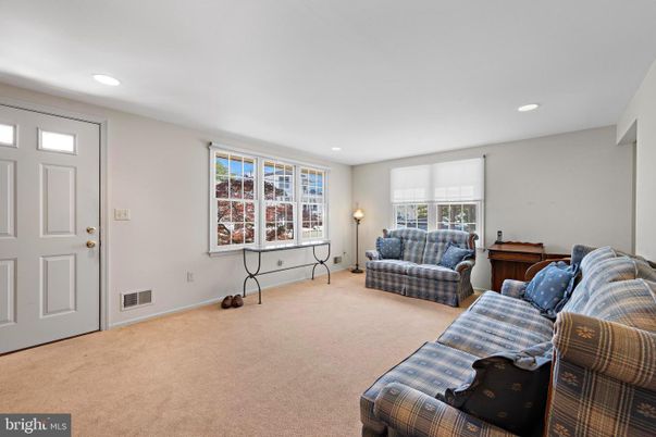 Bedroom, Interior, Living room, Recessed Lighting