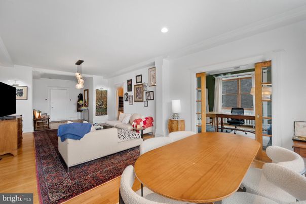 Dining room, Interior, Living room, Pendant Lights, Recessed Lighting, Wood Texture Flooring