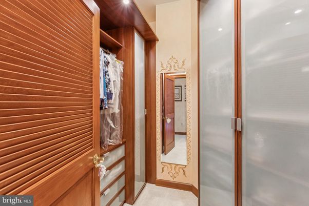 Interior, Recessed Lighting, Walk-in Closets