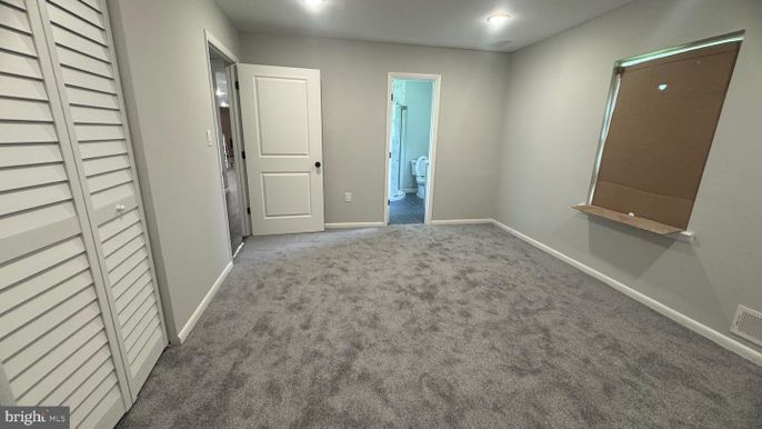 Empty room, Interior, Recessed Lighting, Utility Closets, Washer