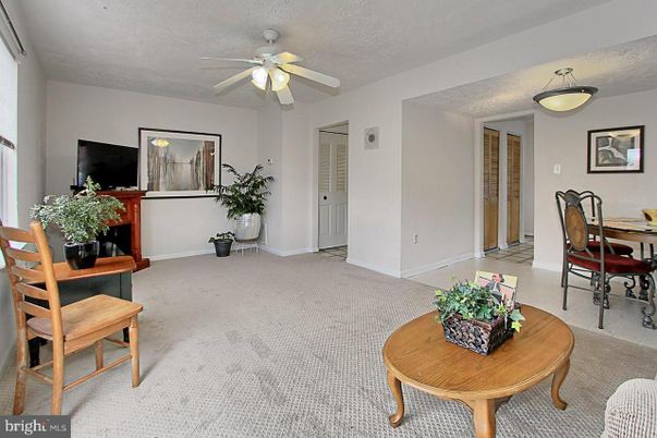 Dining room, Interior